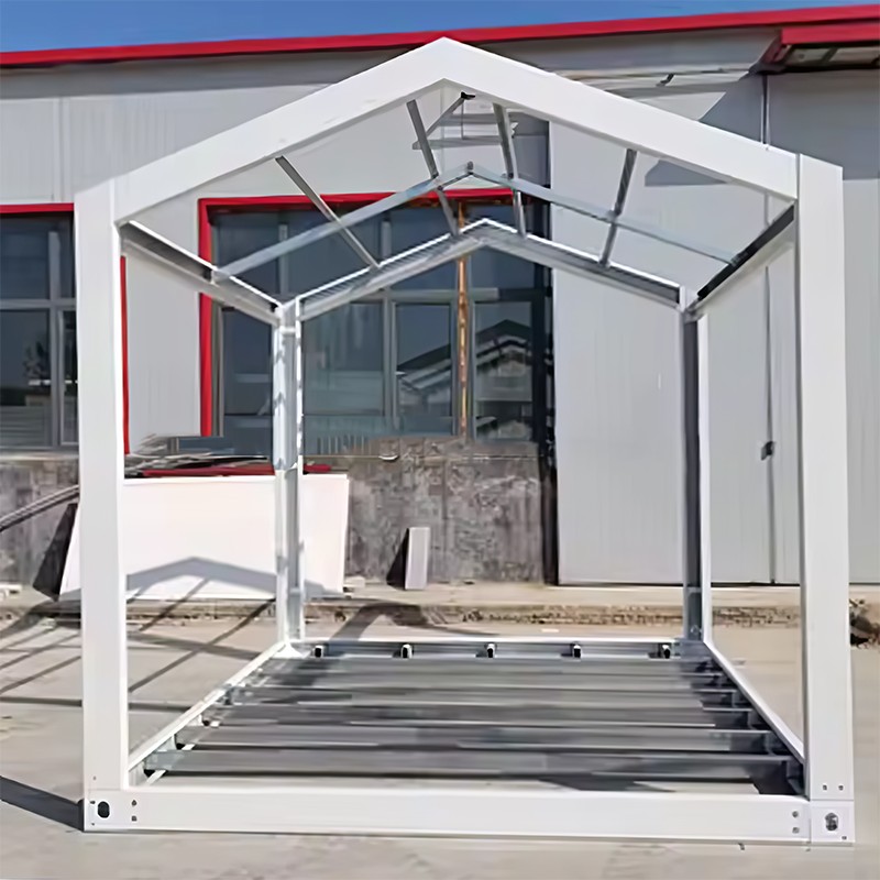 Containerhuis met zadeldak Containerhuis met zadeldak